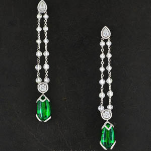 chatila emerald earrings