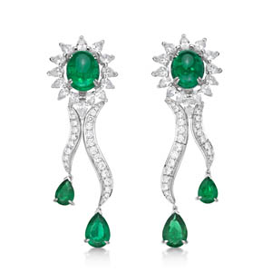 Karp emerald earrings